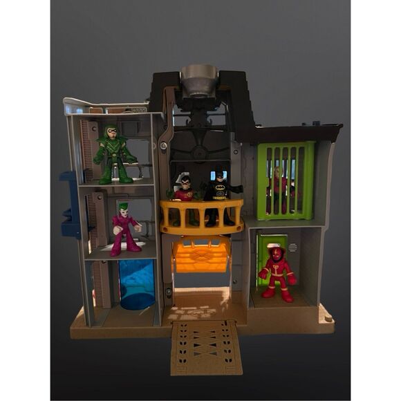 Fisher Price Imaginext DC Super Friends Batman Gotham City Police Dept Set - Picture 11 of 11